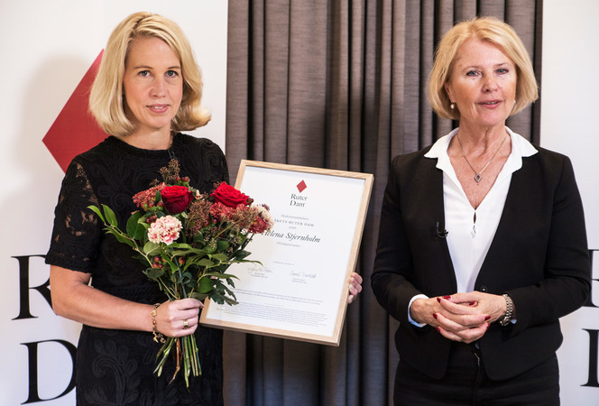 Årets Ruter Dam Helena Stjernholm tillsammans med stiftelsens grundare och vd Gunilla Arhén. 